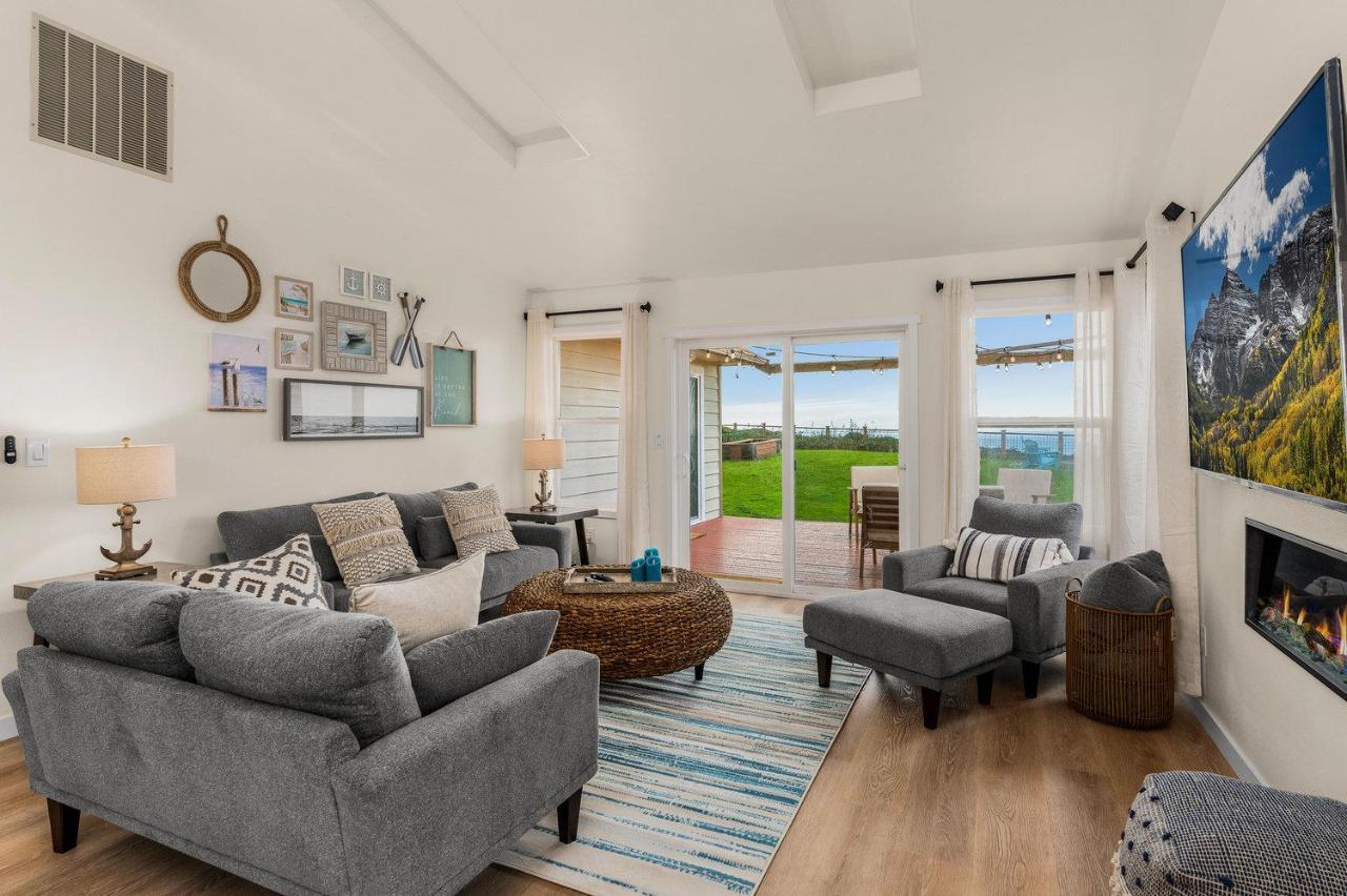 @ Marbella Lane - Wave House, Your Oceanfront Retreat! Oak Harbor Esterno foto