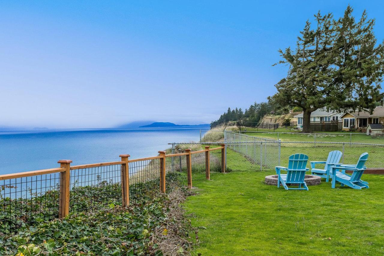 @ Marbella Lane - Wave House, Your Oceanfront Retreat! Oak Harbor Esterno foto